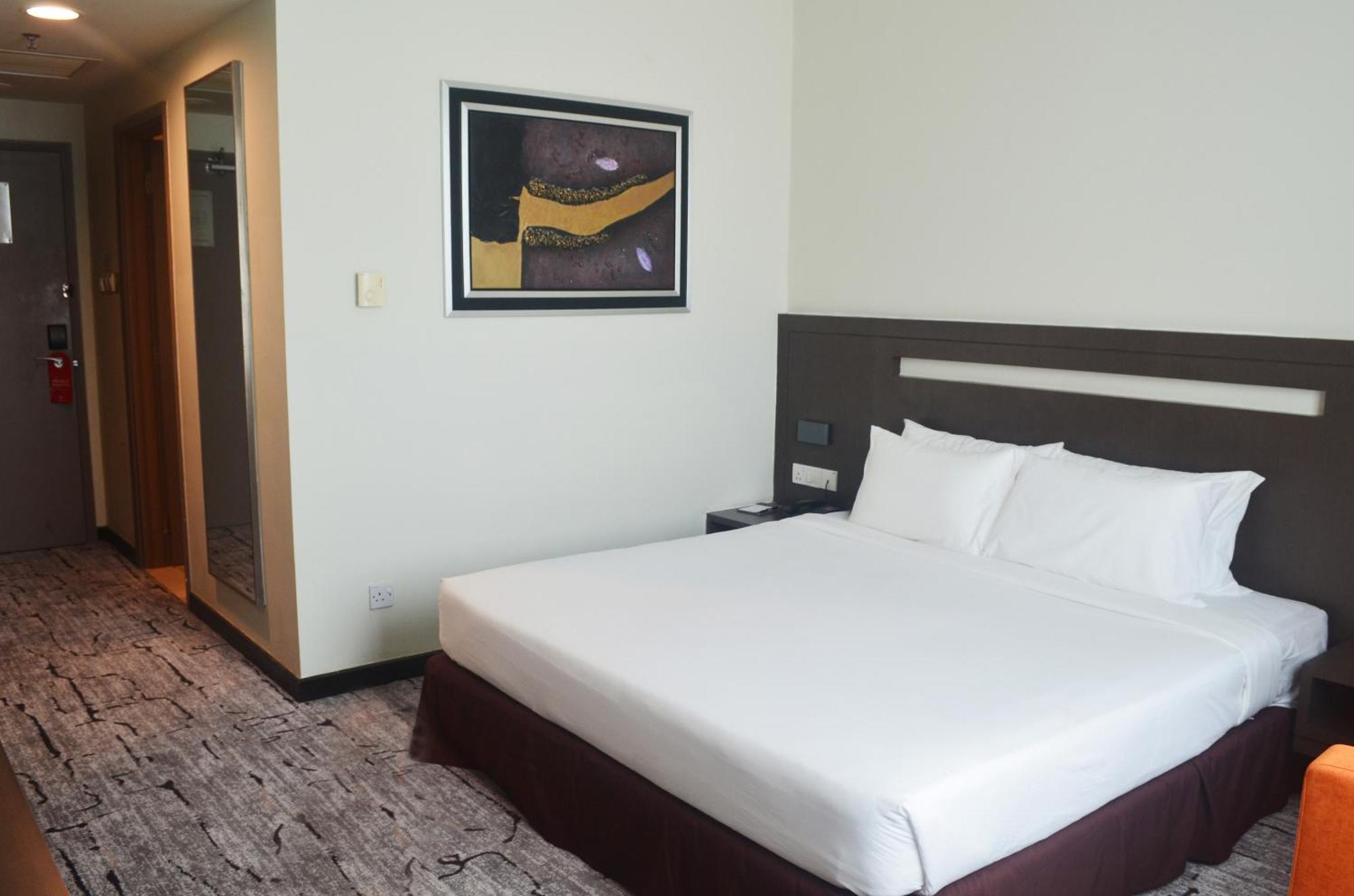 Premiere Hotel - Complimentary Shuttle To Klang Wholesale Market Zewnętrze zdjęcie